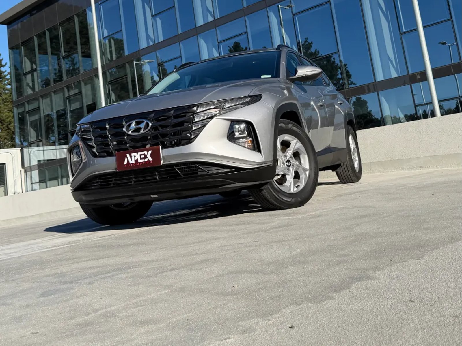 Hyundai TUCSON NX4 GDI 7DCT 1.6 TURBO 2023 - Foto 2 de 18