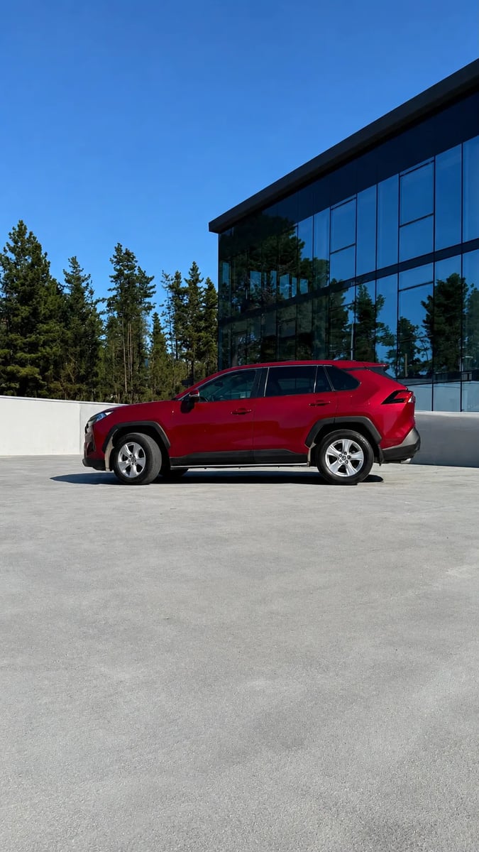 Toyota RAV4 LE MT 2020 - Imagen 3 de 9