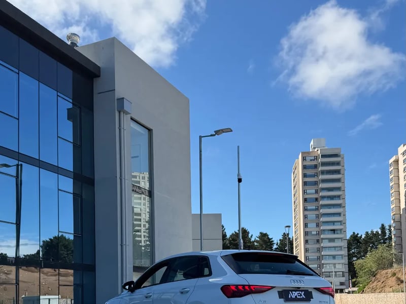 Audi A3 TFSI 35 SPORTBACK 2022 - Imagen 8 de 12