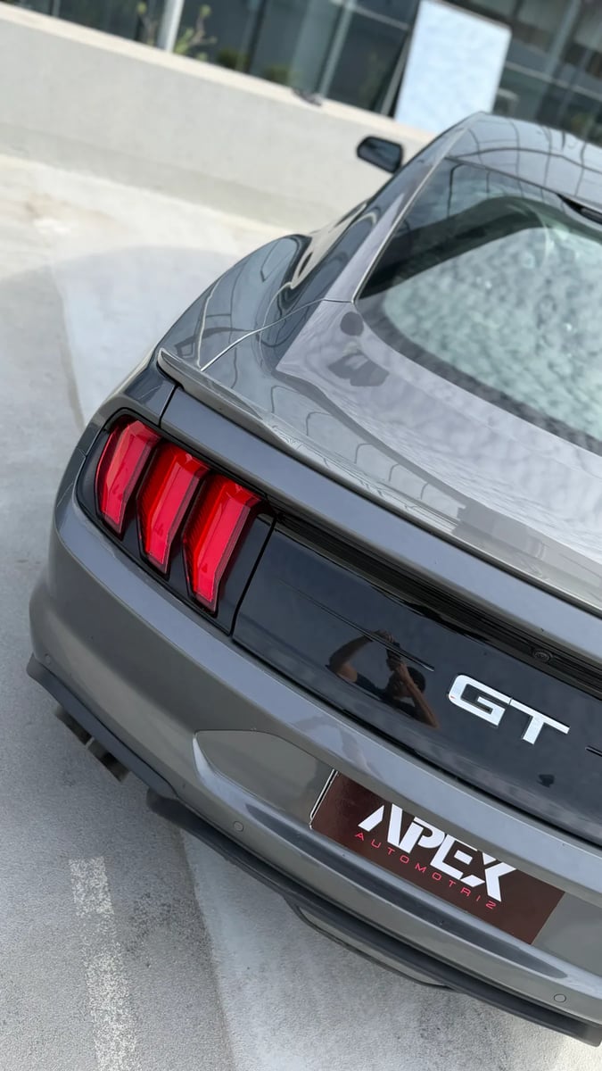 Ford Mustang 5.0 2022 - Imagen 8 de 14