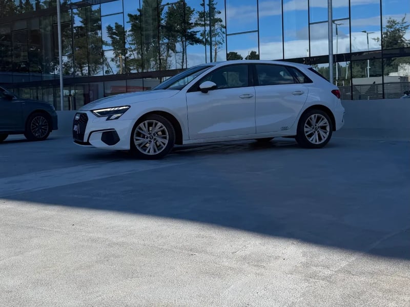 Audi A3 TFSI 35 SPORTBACK 2022 - Imagen 5 de 12
