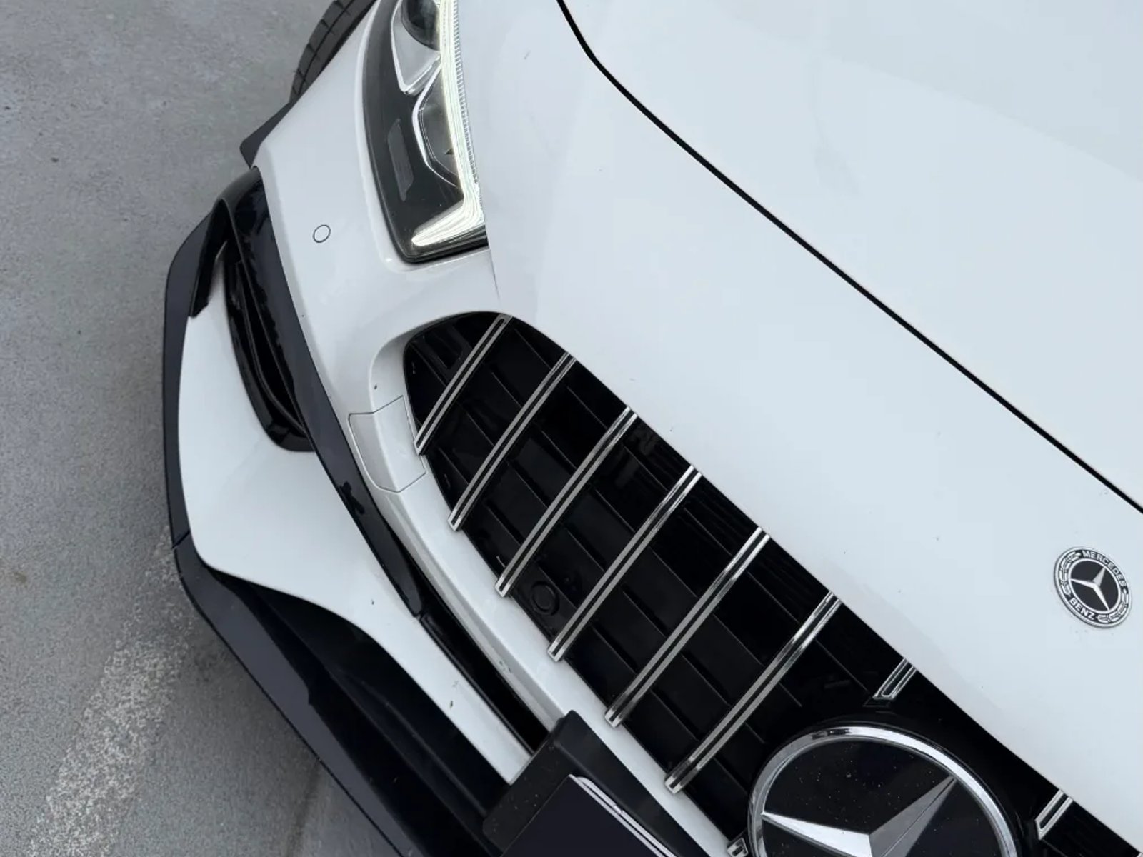 Mercedes-Benz A35 AMG 2023 - Foto 3 de 14