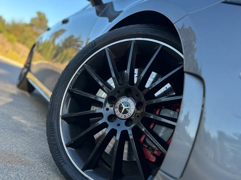 Mercedes-Benz 2.0 DCT AMG Line 2019 - Imagen 5 de 16