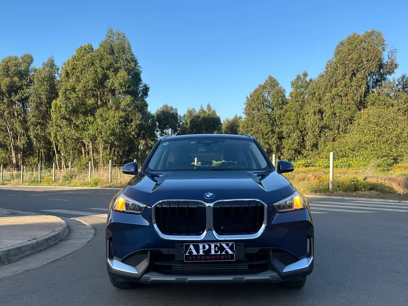 BMW X1  2.0 SDrive18d Confort 2023 - Imagen 9 de 12