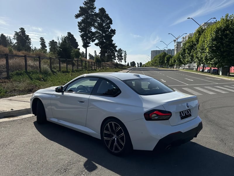 BMW 2.0 Dynamic Coupé 2024 - Imagen 6 de 13