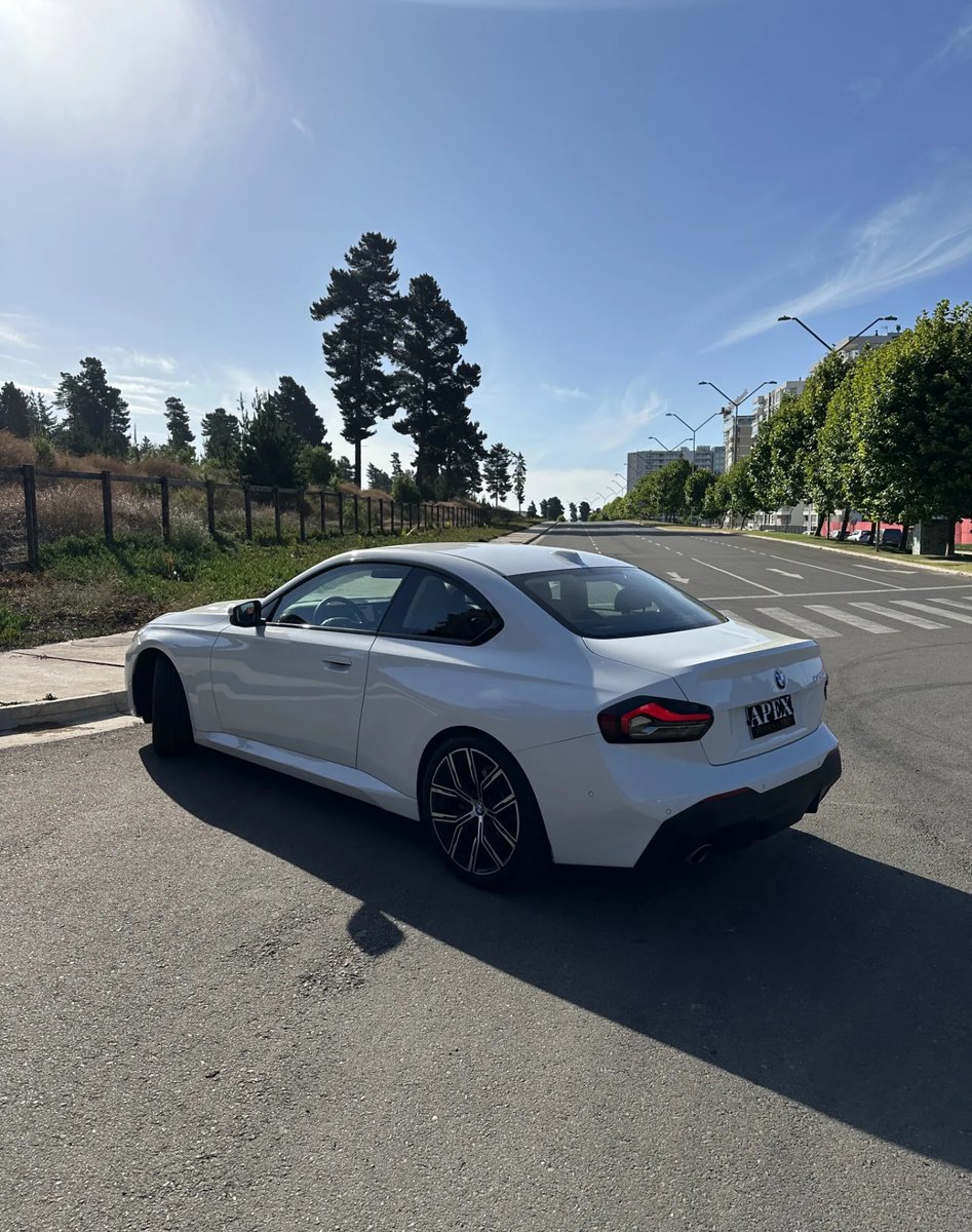 BMW 2.0 Dynamic Coupé 2024 - Imagen 6 de 13