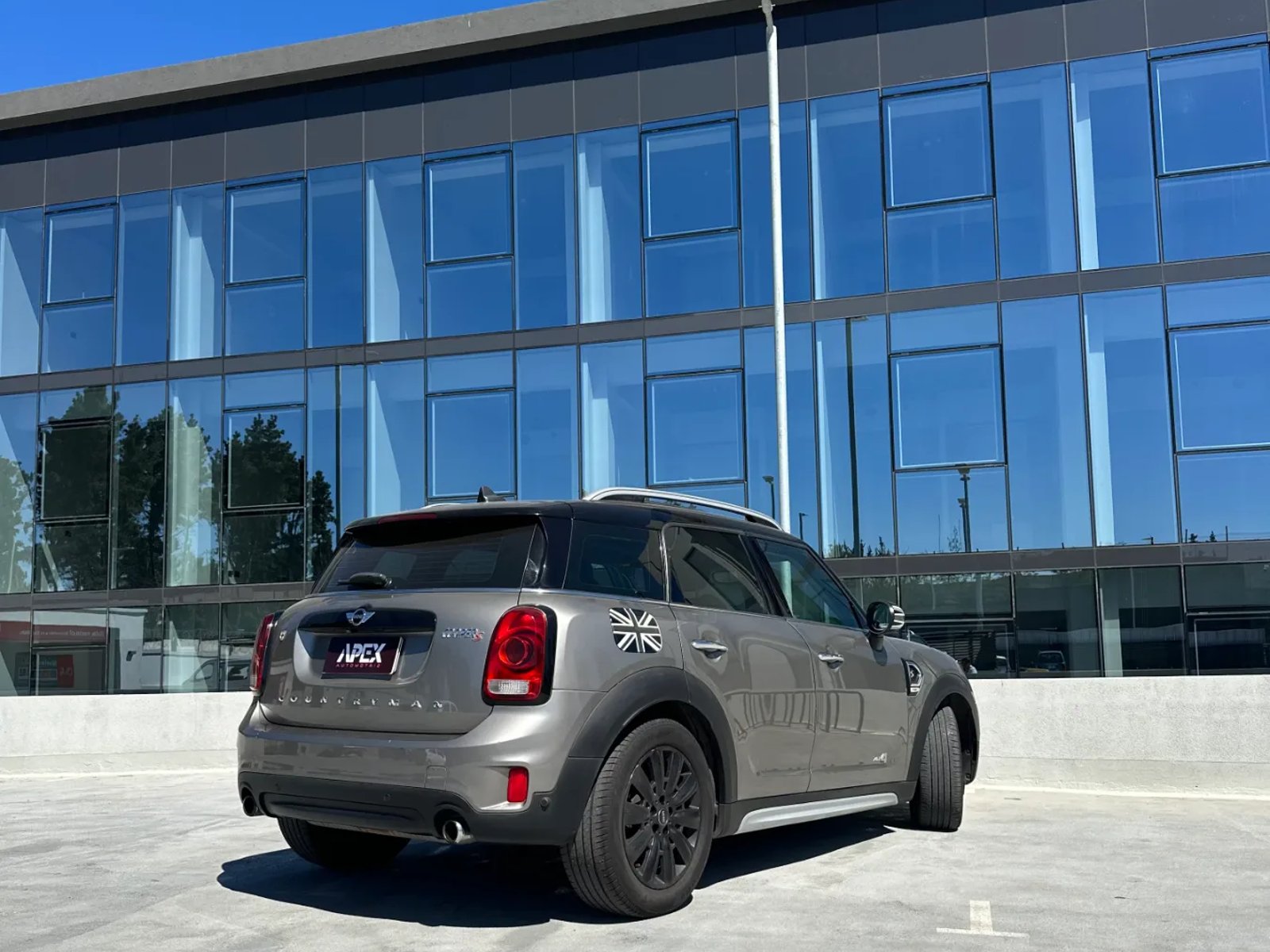 Mini Countryman 2.0 Auto Cooper S 4WD 2018 - Foto 5 de 19