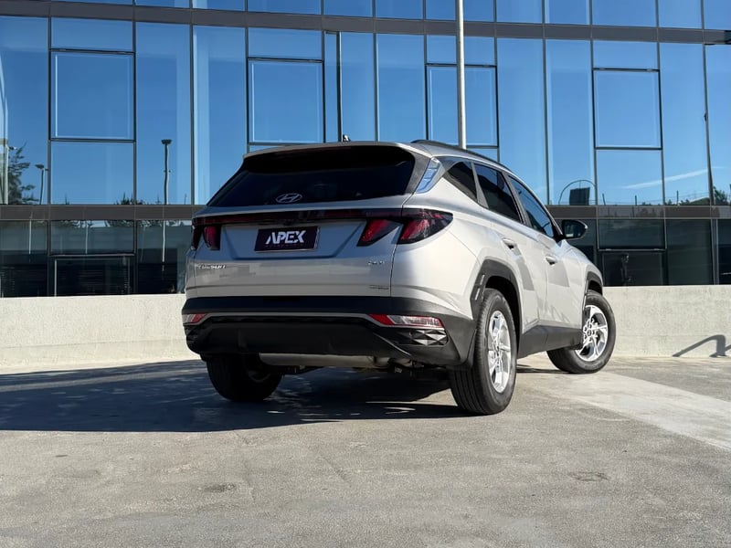 Hyundai TUCSON NX4 GDI 7DCT 1.6 TURBO 2023 - Imagen 13 de 18