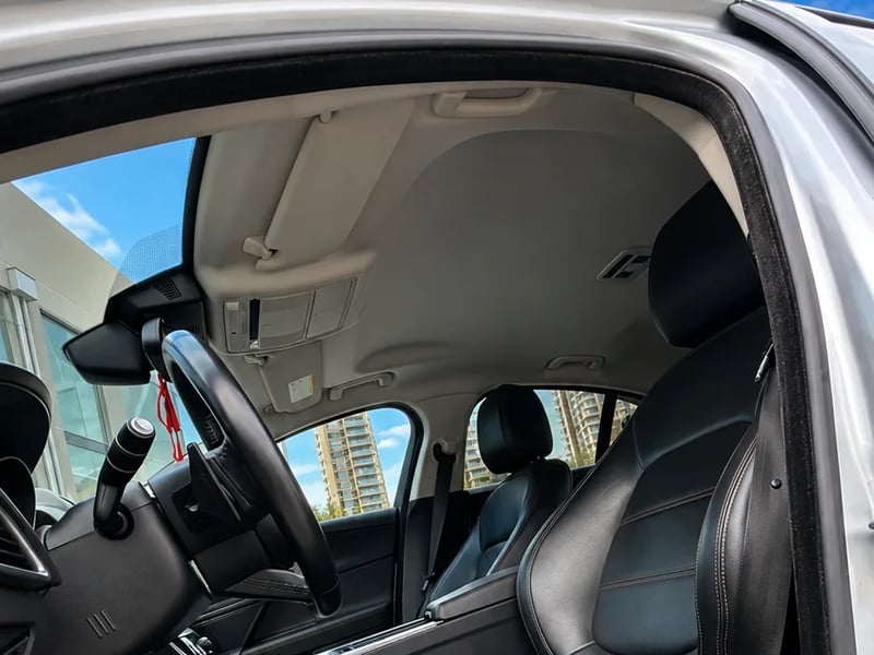 Jaguar XE 250PS Prestige 2018 - Imagen 11 de 12