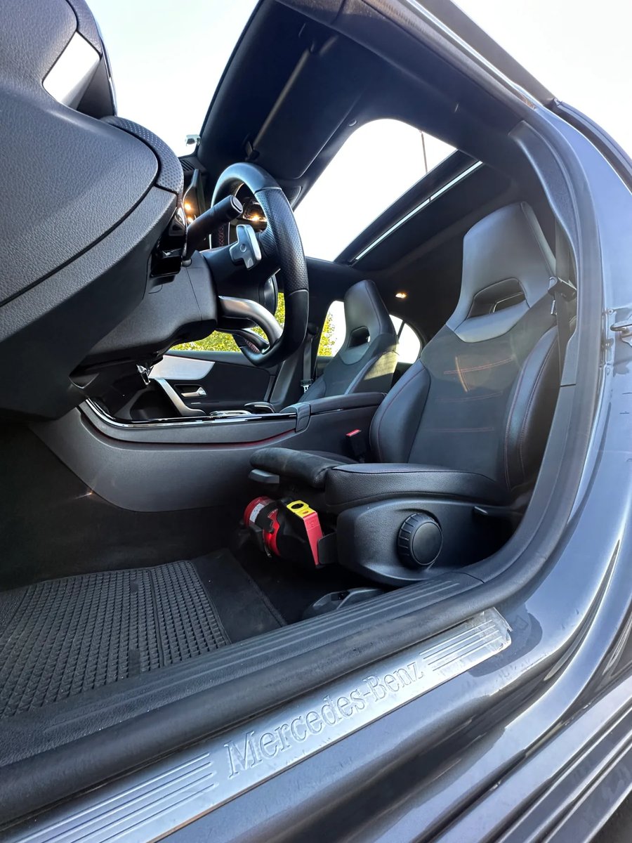 Mercedes-Benz 2.0 DCT AMG Line 2019 - Imagen 16 de 16