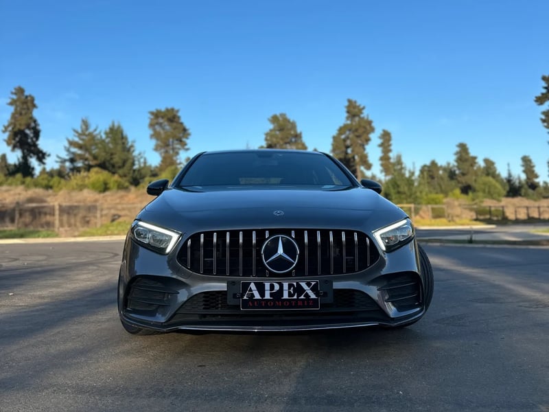 Mercedes-Benz 2.0 DCT AMG Line 2019 - Imagen 3 de 16