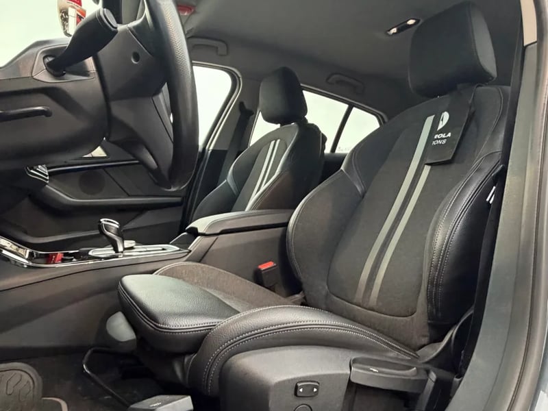 BMW 118i Dynamic 2021 - Imagen 12 de 12
