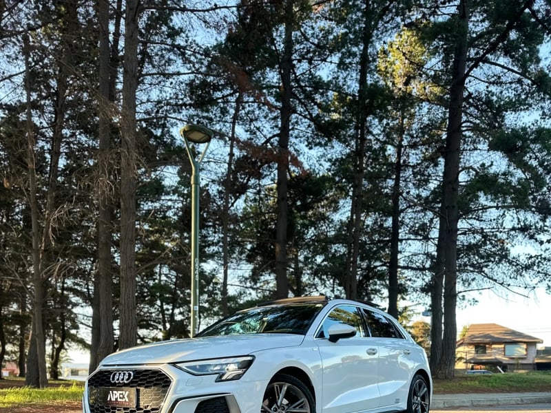 Audi A3 Sportback 35 TFSI SLINE 2022 - Imagen 4 de 15