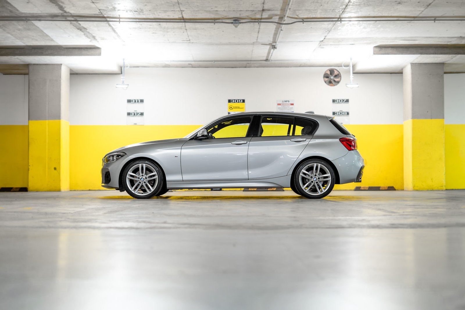 BMW 120i 1.6 2016 - Imagen 10 de 20