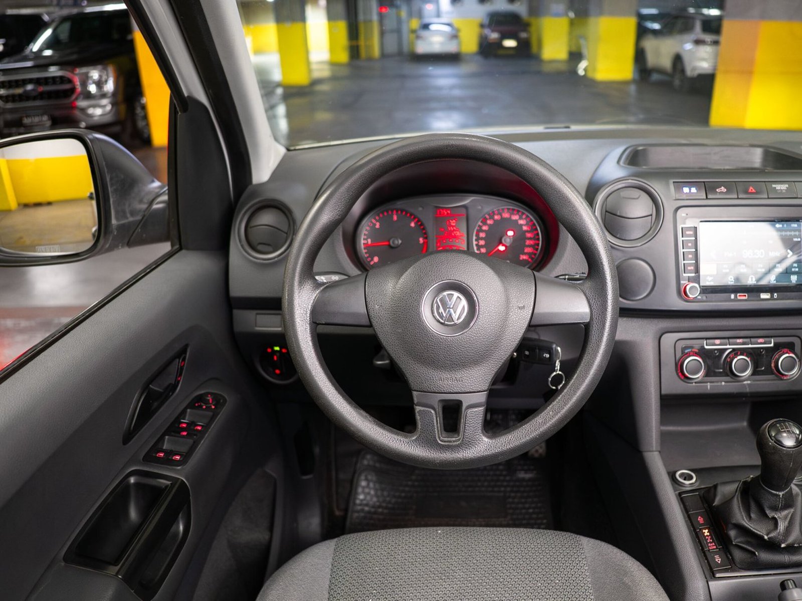 Volkswagen Amarok 2.0 2014 - Foto 4 de 19