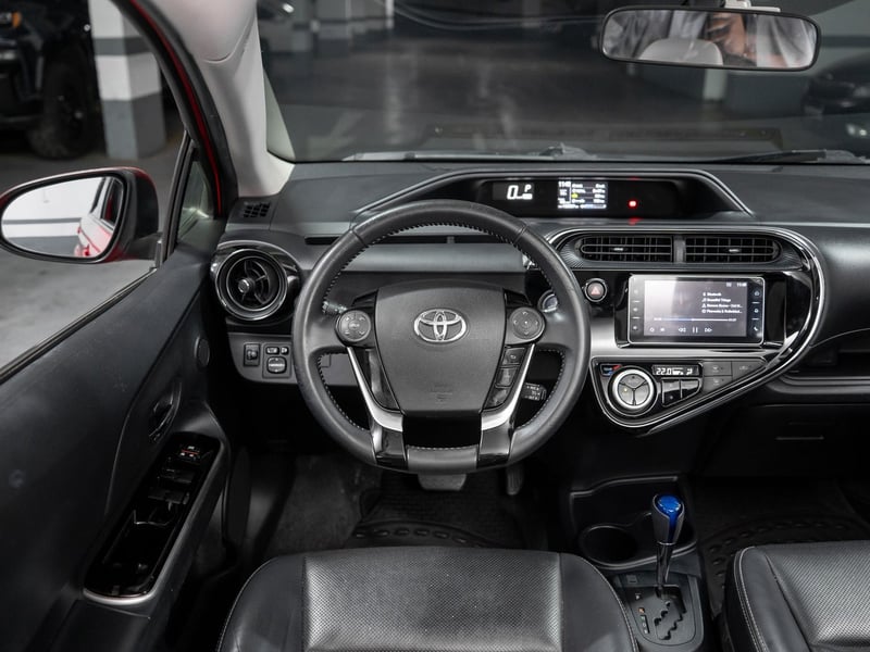 Toyota Prius C 1.5 2018 - Imagen 14 de 20