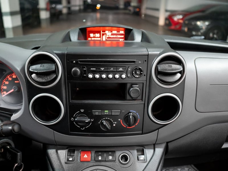 Peugeot Partner 1.6 2017 - Imagen 15 de 17