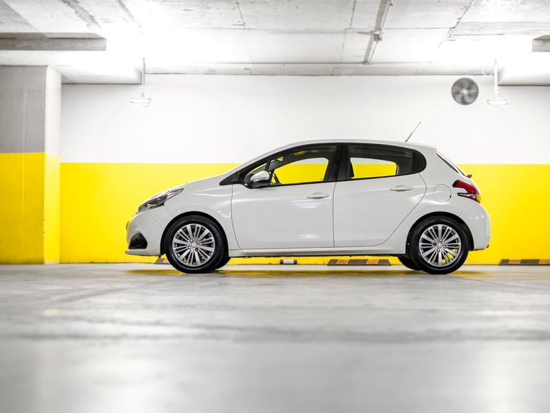 Peugeot 208 1.2 2019 - Imagen 10 de 15