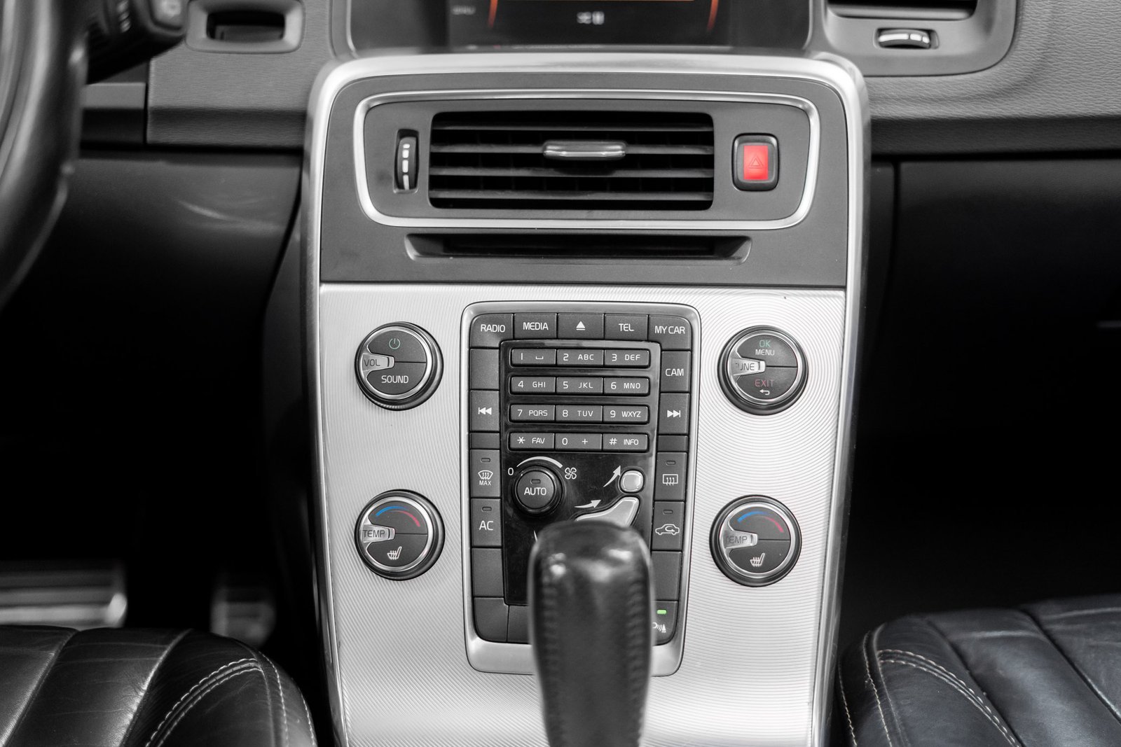 Volvo V60 3.0 2012 - Imagen 15 de 18