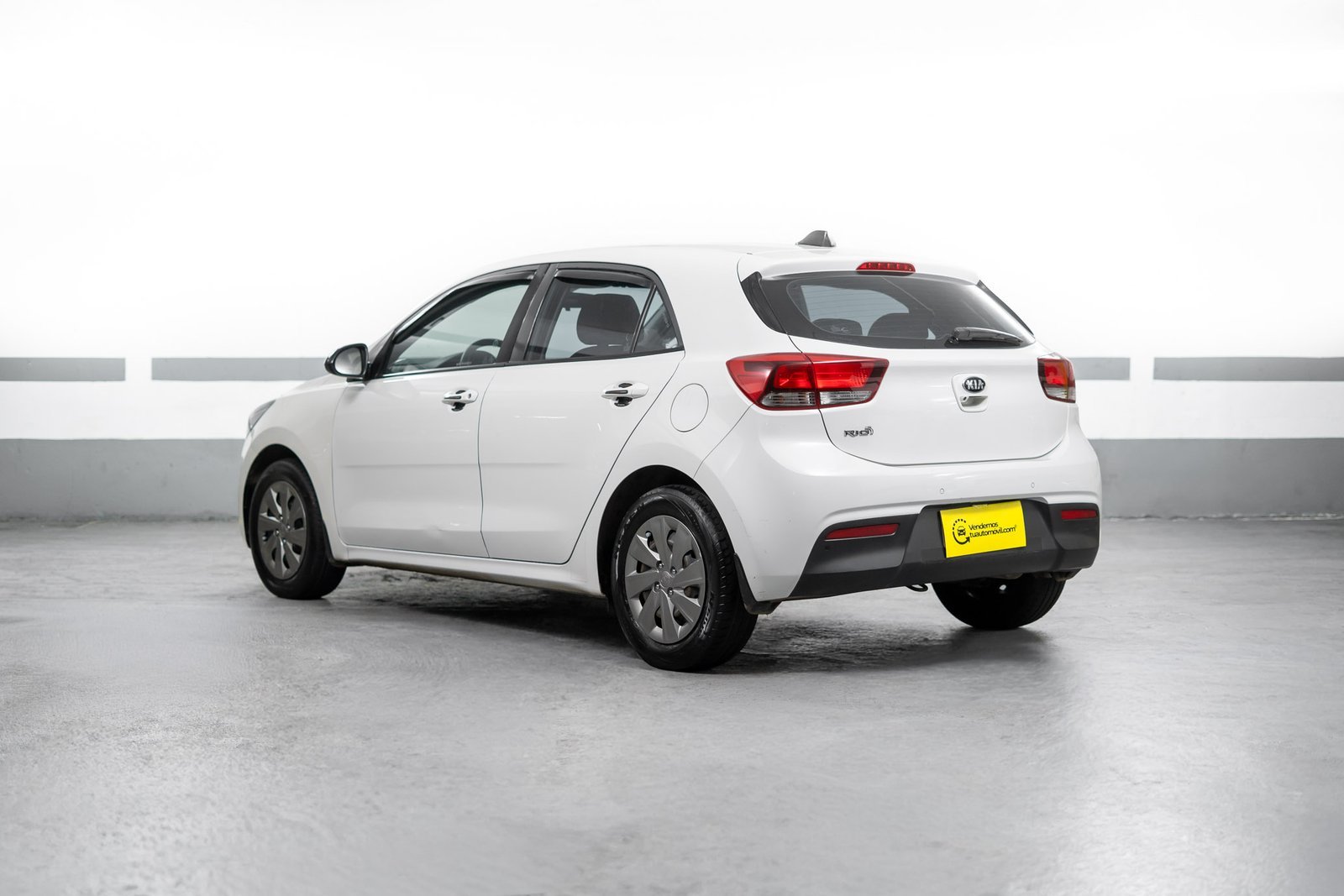 Kia Rio5 1.4 2020 - Imagen 8 de 16
