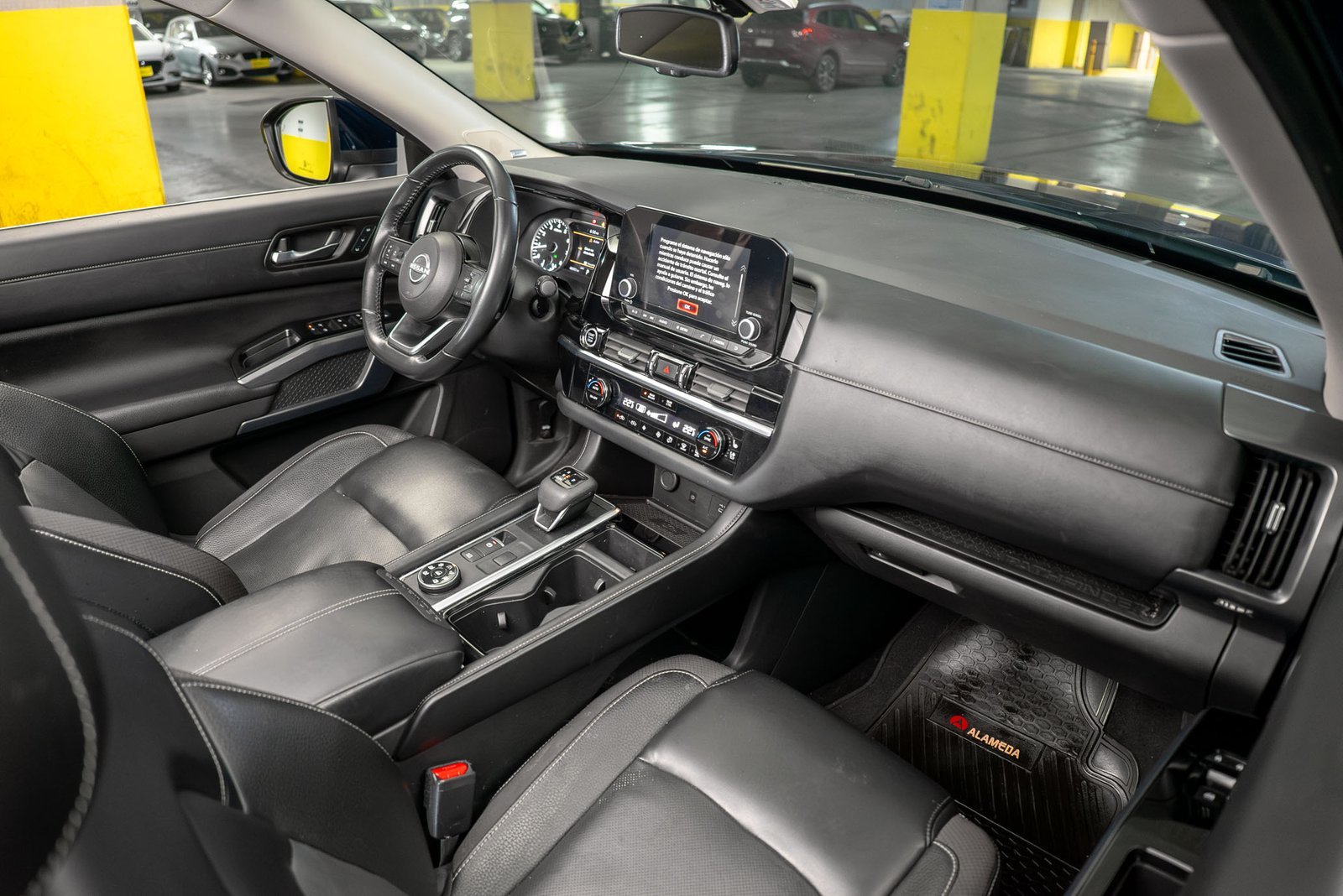 Nissan Pathfinder 3.5 2023 - Imagen 12 de 20