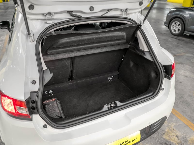Renault Clio 1.2 2018 - Imagen 17 de 17
