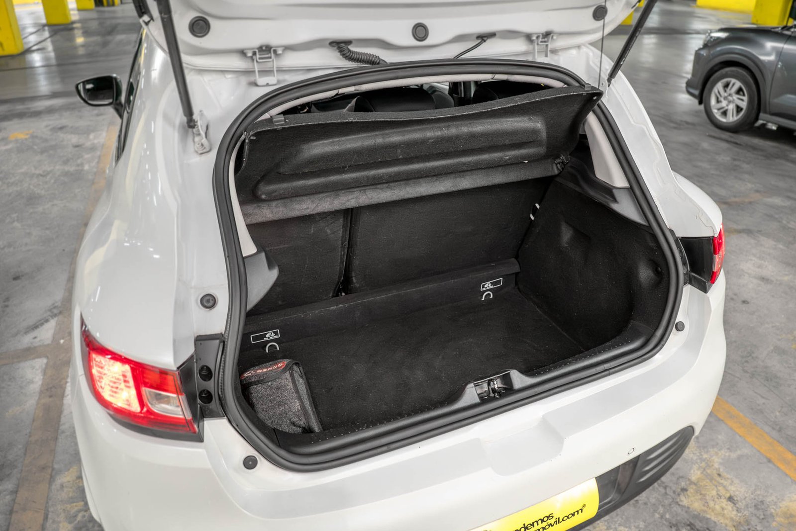 Renault Clio 1.2 2018 - Imagen 17 de 17