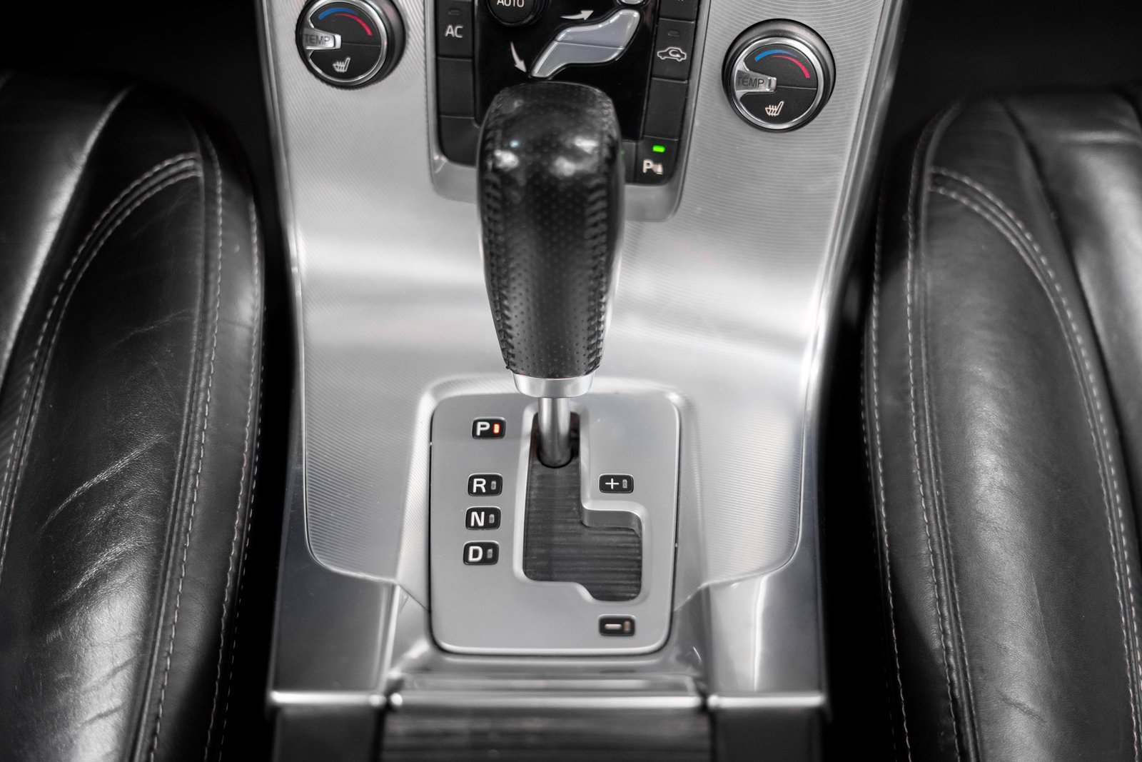 Volvo V60 3.0 2012 - Imagen 16 de 18