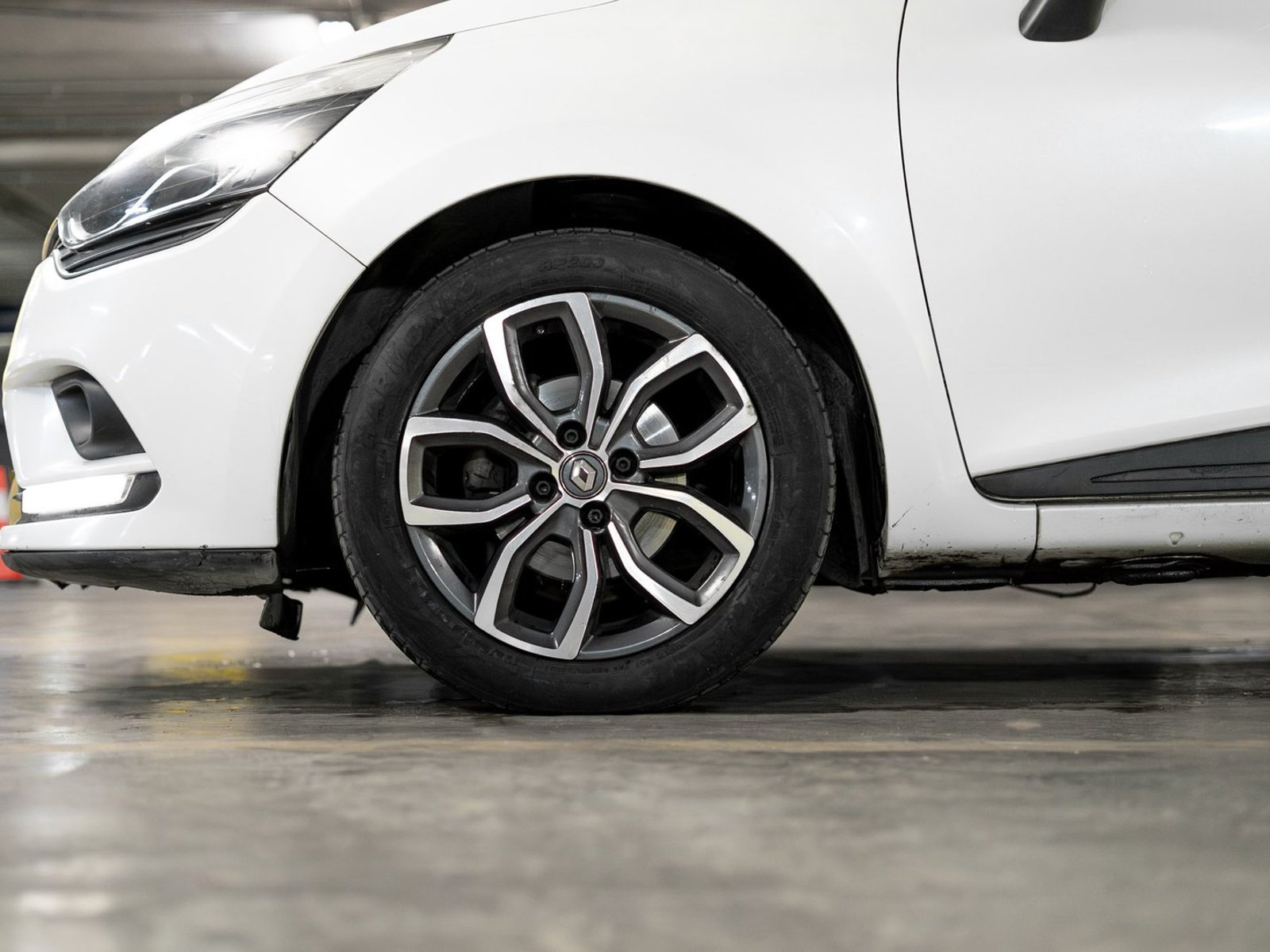Renault Clio 1.2 2018 - Foto 2 de 17