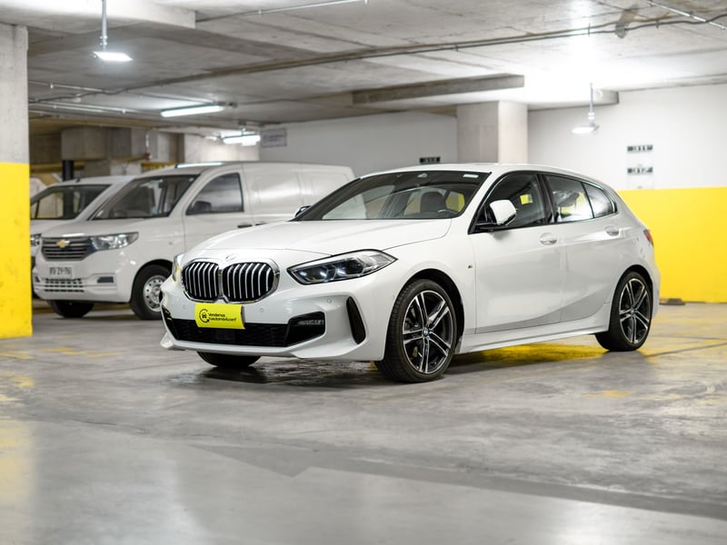 BMW 118i 1.5 2021 - Imagen 6 de 20