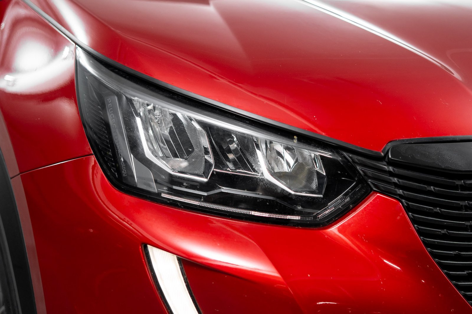 Peugeot 2008 1.5 2021 - Imagen 11 de 19