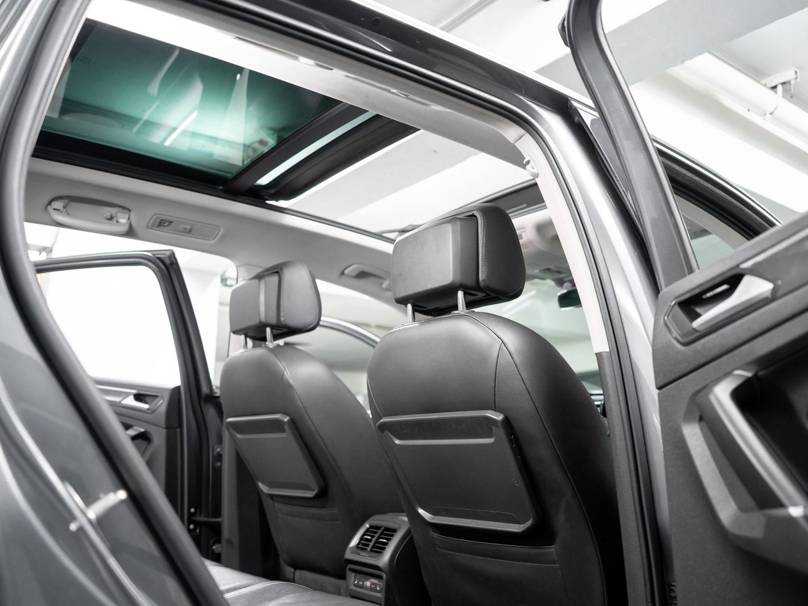 Volkswagen Tiguan 2.0 2019 - Foto 4 de 20