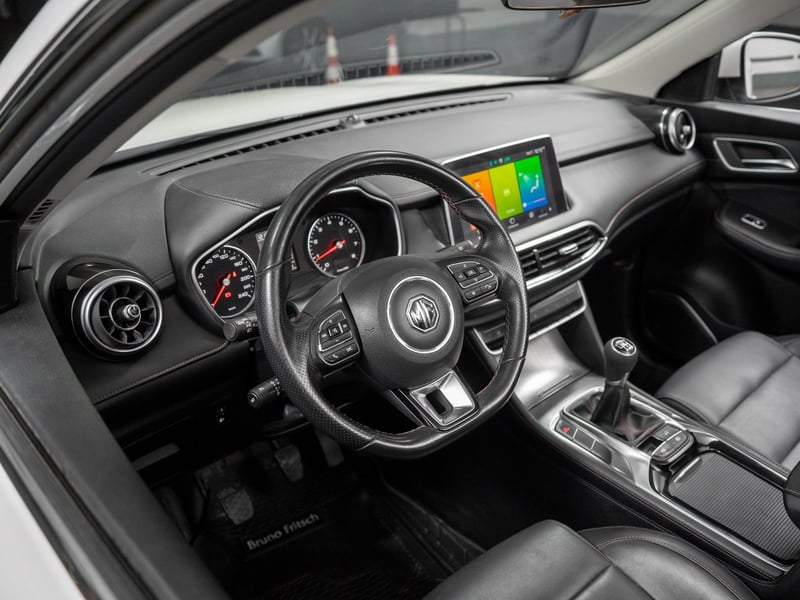 MG Hs 1.5 2023 - Imagen 11 de 19