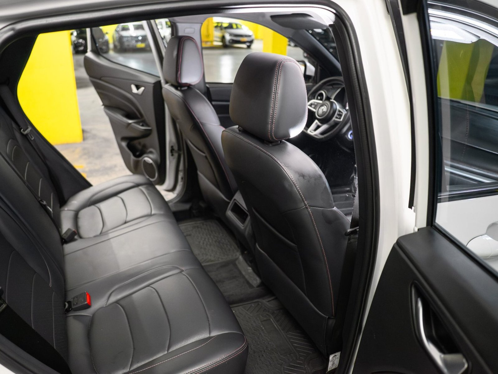 DFSK Suv 500 1.5 2023 - Foto 4 de 17