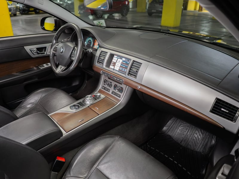 Jaguar Xf 2.0 2015 - Imagen 12 de 20