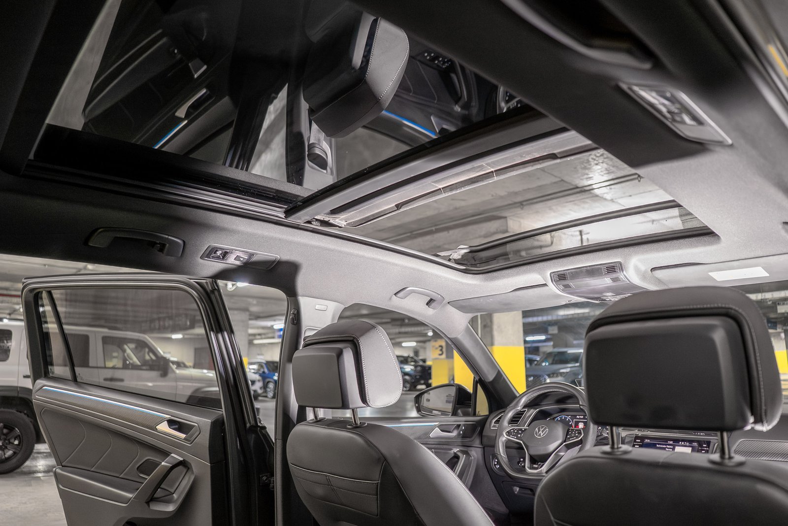 Volkswagen Tiguan 2.0 R-line 2023 - Imagen 4 de 20