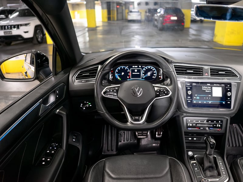 Volkswagen Tiguan 2.0 R-line 2023 - Imagen 3 de 20