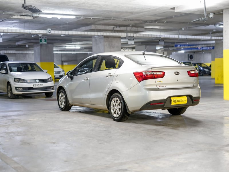 Kia Rio4 1.4 2013 - Imagen 5 de 16