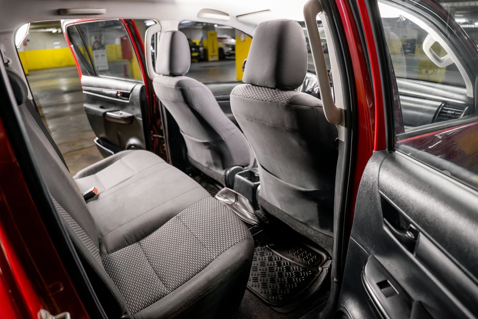 Toyota Hilux 2.4 2023 - Imagen 4 de 18