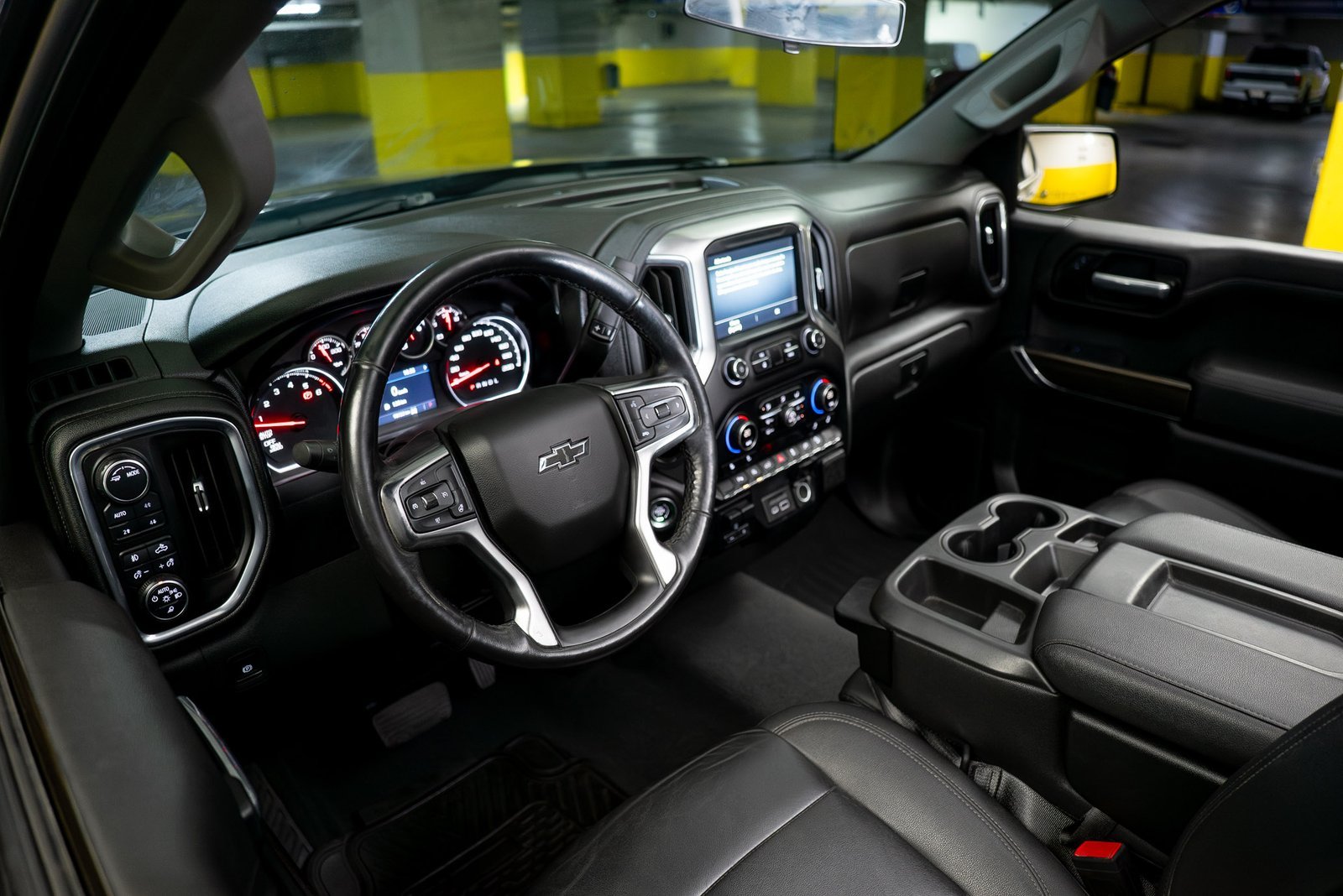Chevrolet Silverado 5.3 2021 - Imagen 13 de 20
