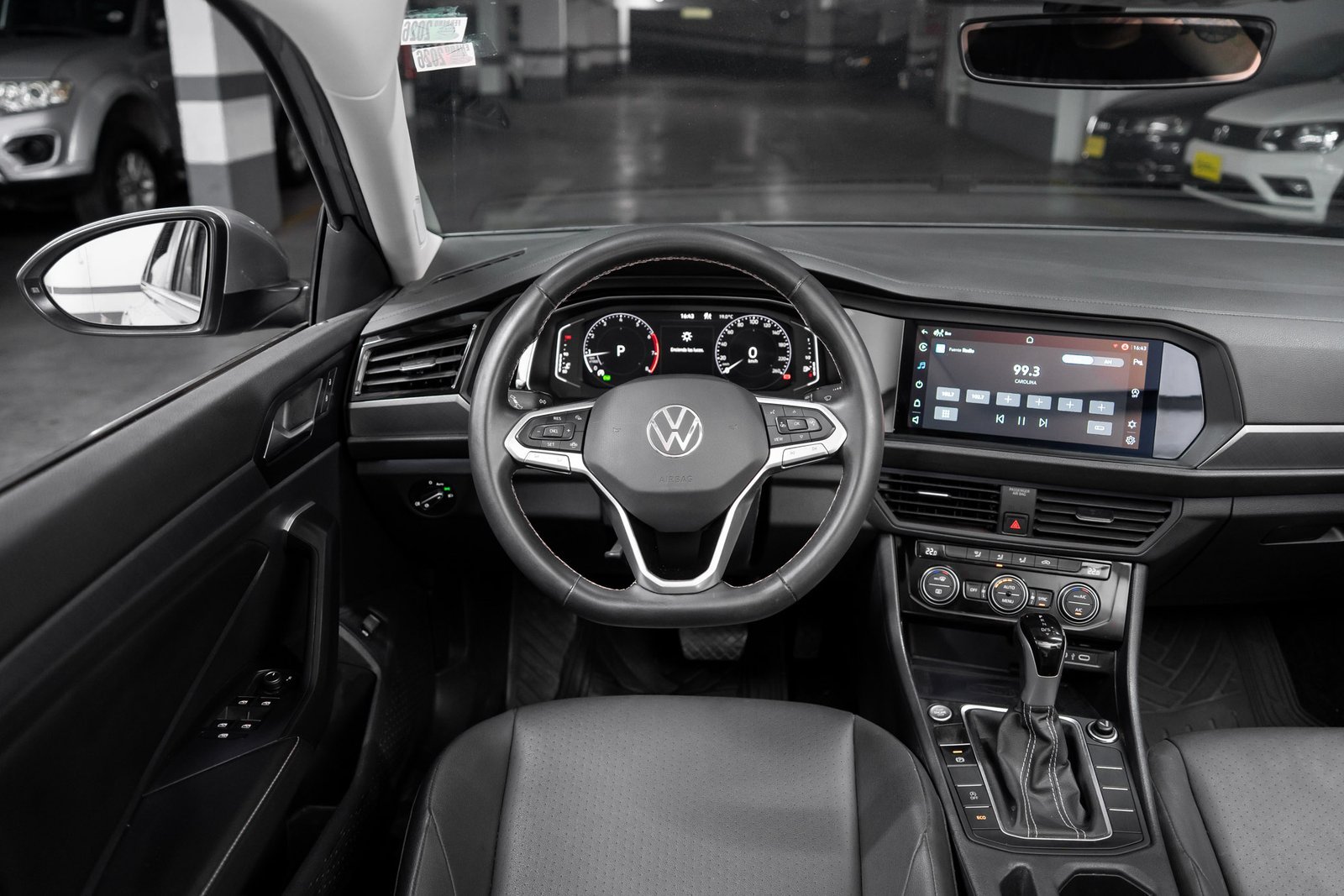Volkswagen Jetta 1.4 2025 - Imagen 3 de 20