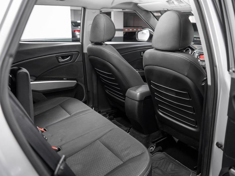 SsangYong Tivoli 1.6 2018 - Imagen 4 de 17