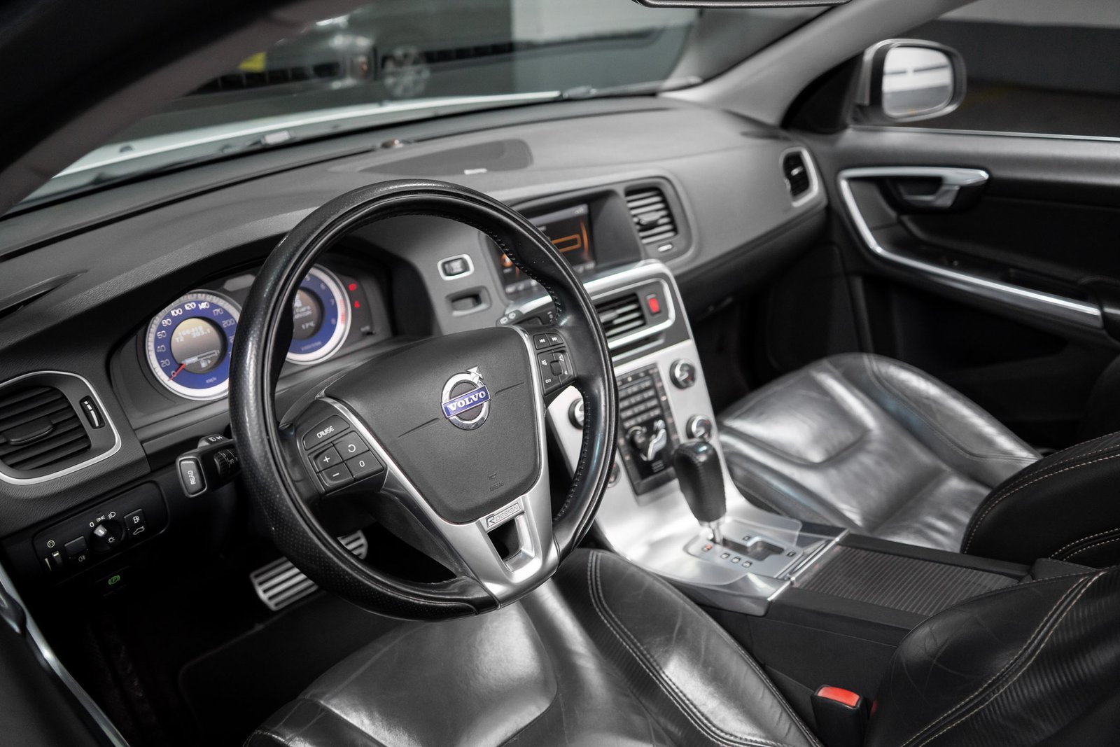 Volvo V60 3.0 2012 - Imagen 11 de 18