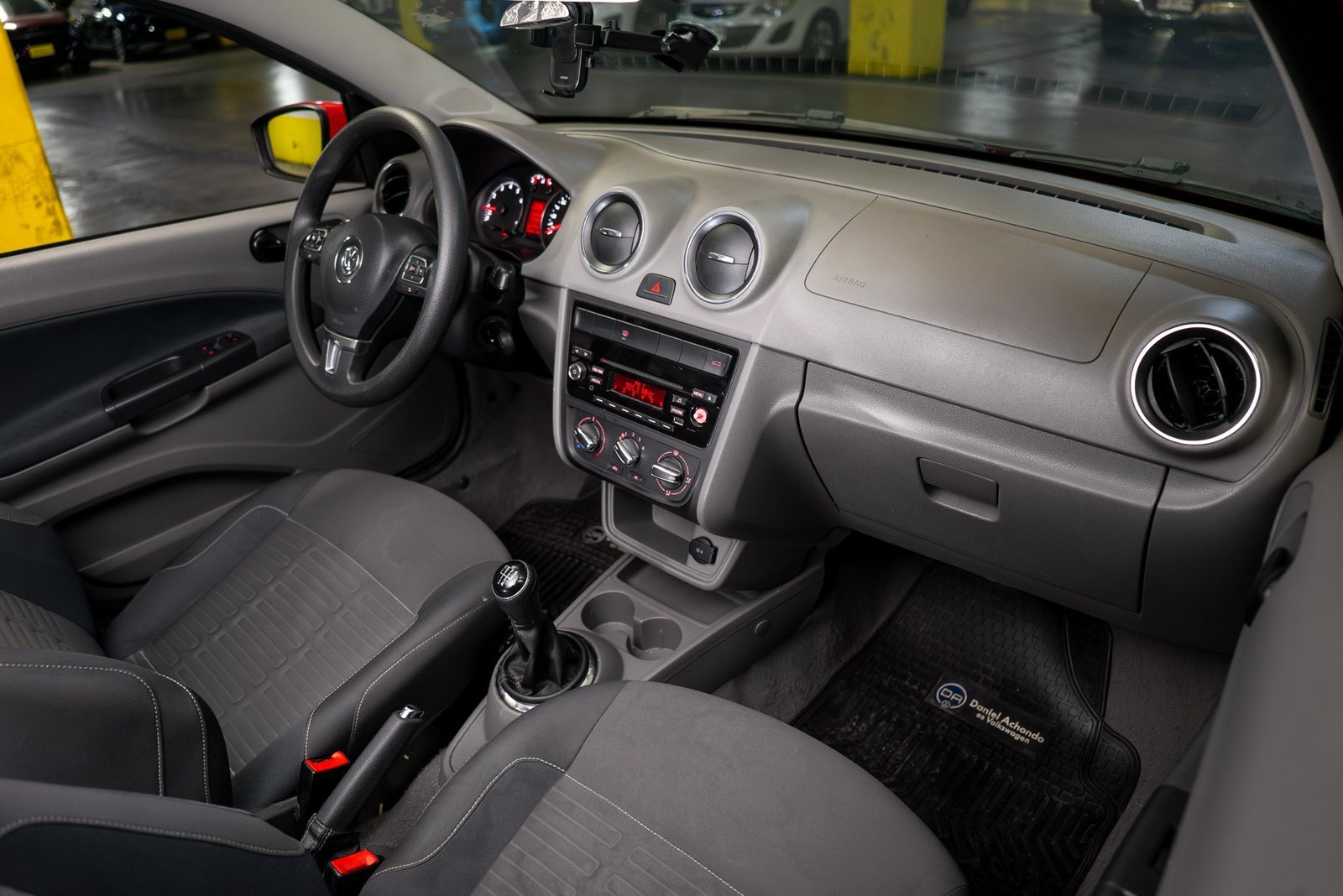 Volkswagen Gol 1.6 2016 - Imagen 12 de 16