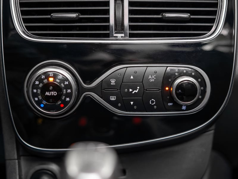 Renault Clio 1.2 2018 - Imagen 15 de 17