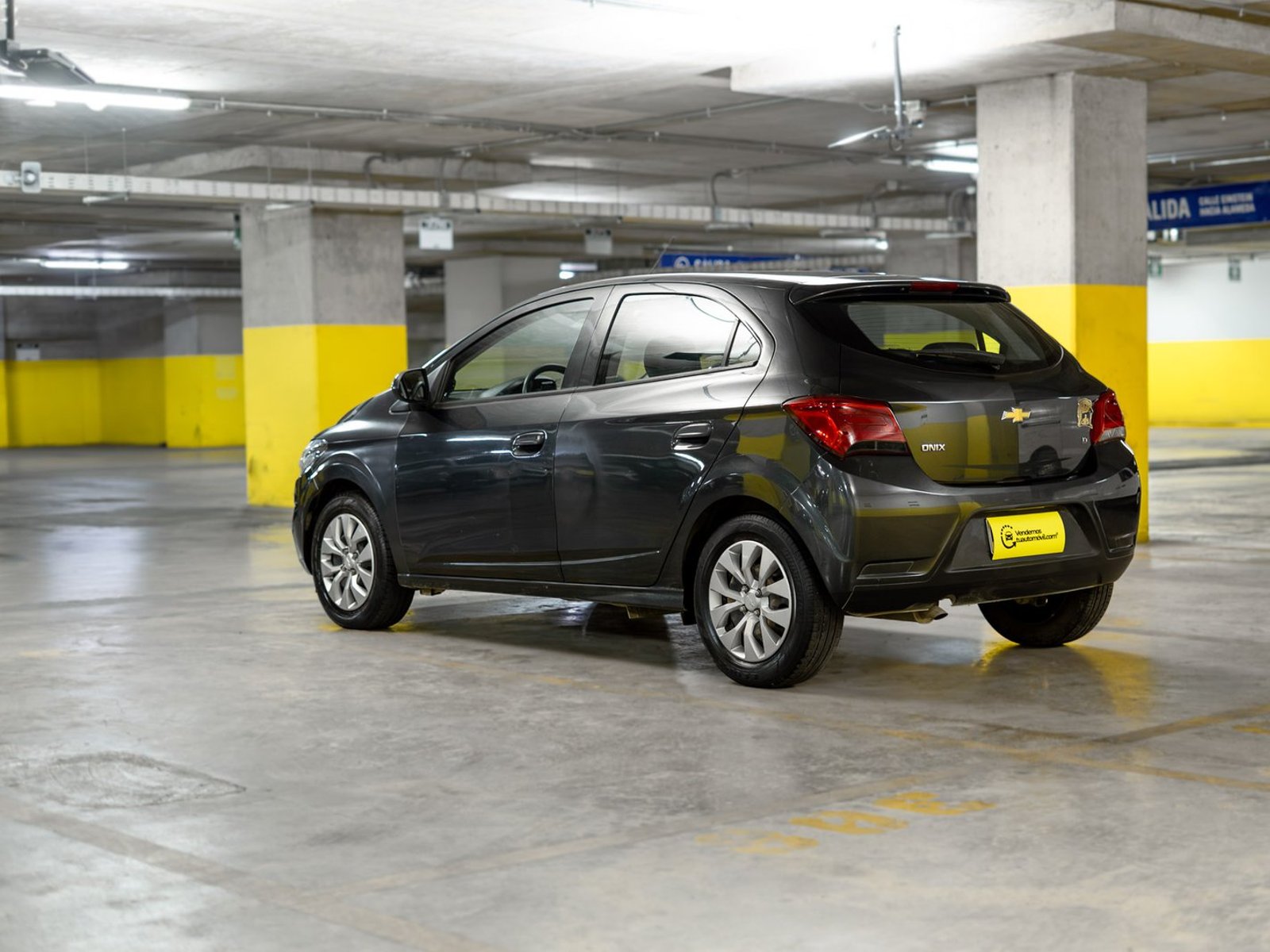 Chevrolet Onix 1.4 2020 - Foto 2 de 16
