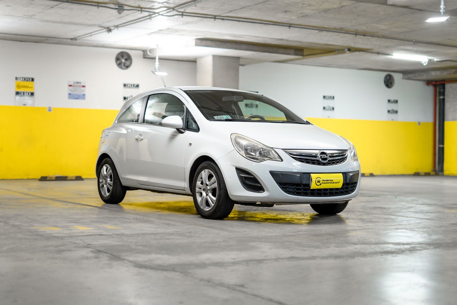 Opel Corsa 1.4 2014 - Imagen 9 de 18