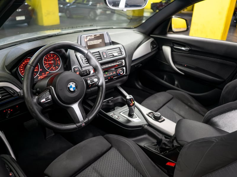 BMW 120i 1.6 2016 - Imagen 12 de 20