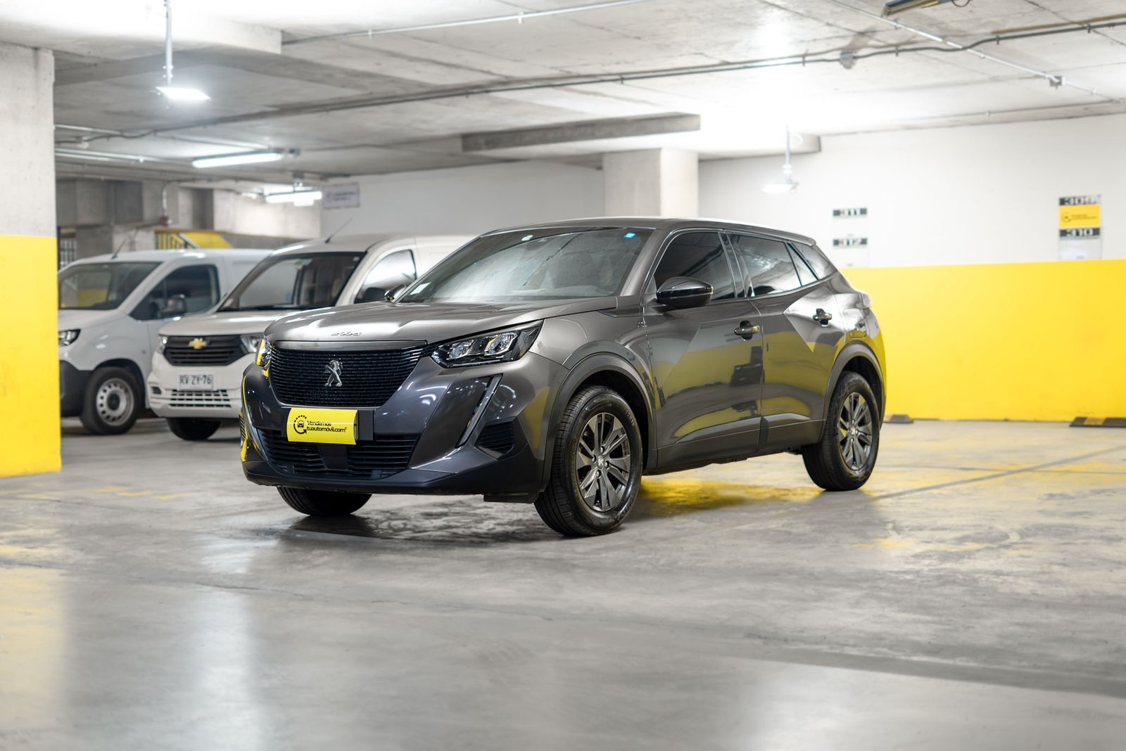 Peugeot 2008 1.2 2023 - Imagen 9 de 17