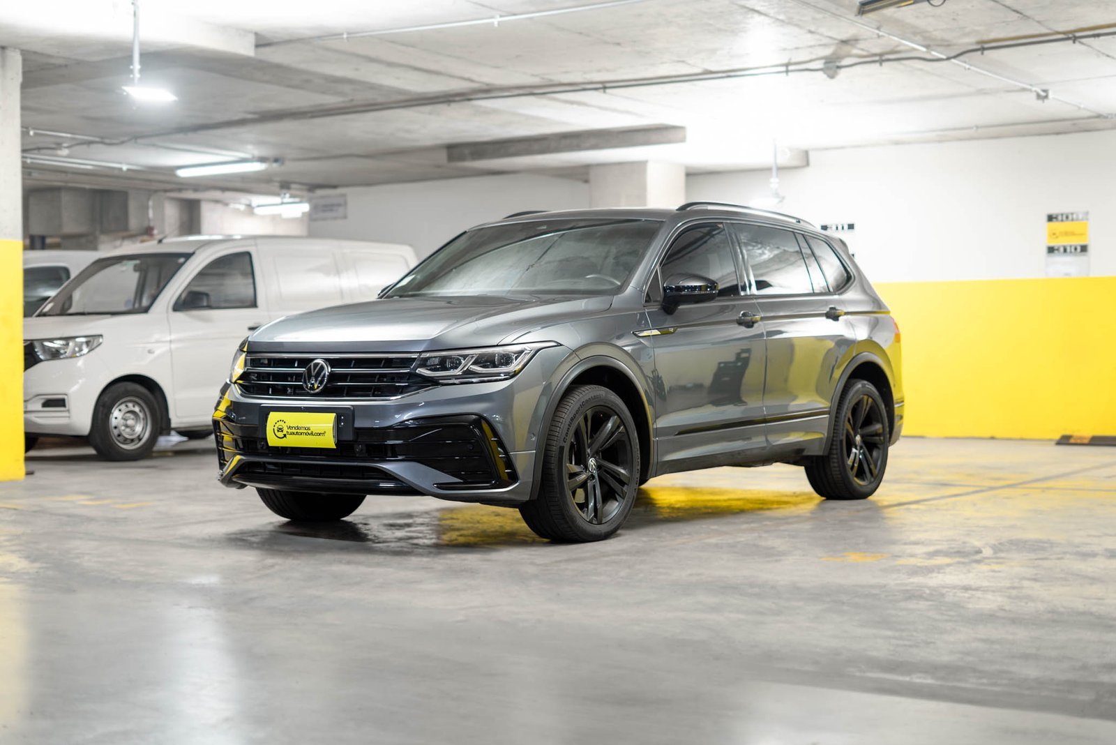 Volkswagen Tiguan 2.0 R-line 2023 - Imagen 8 de 20